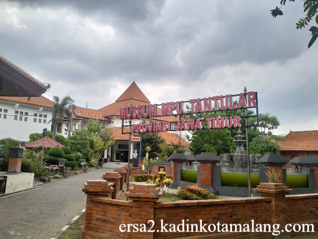 Museum Negeri Mpu Tantular: Pusat Sejarah dan Budaya